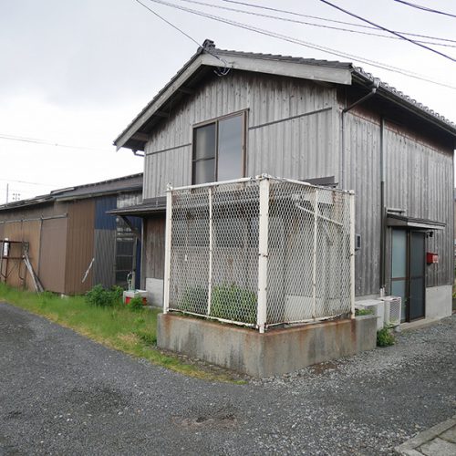 【八幡町】人気海岸近くの静かな物件